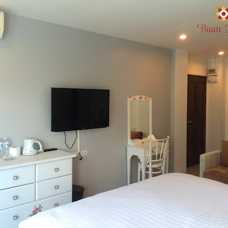 Hotel Baan Paan HHQ Zewnętrze zdjęcie