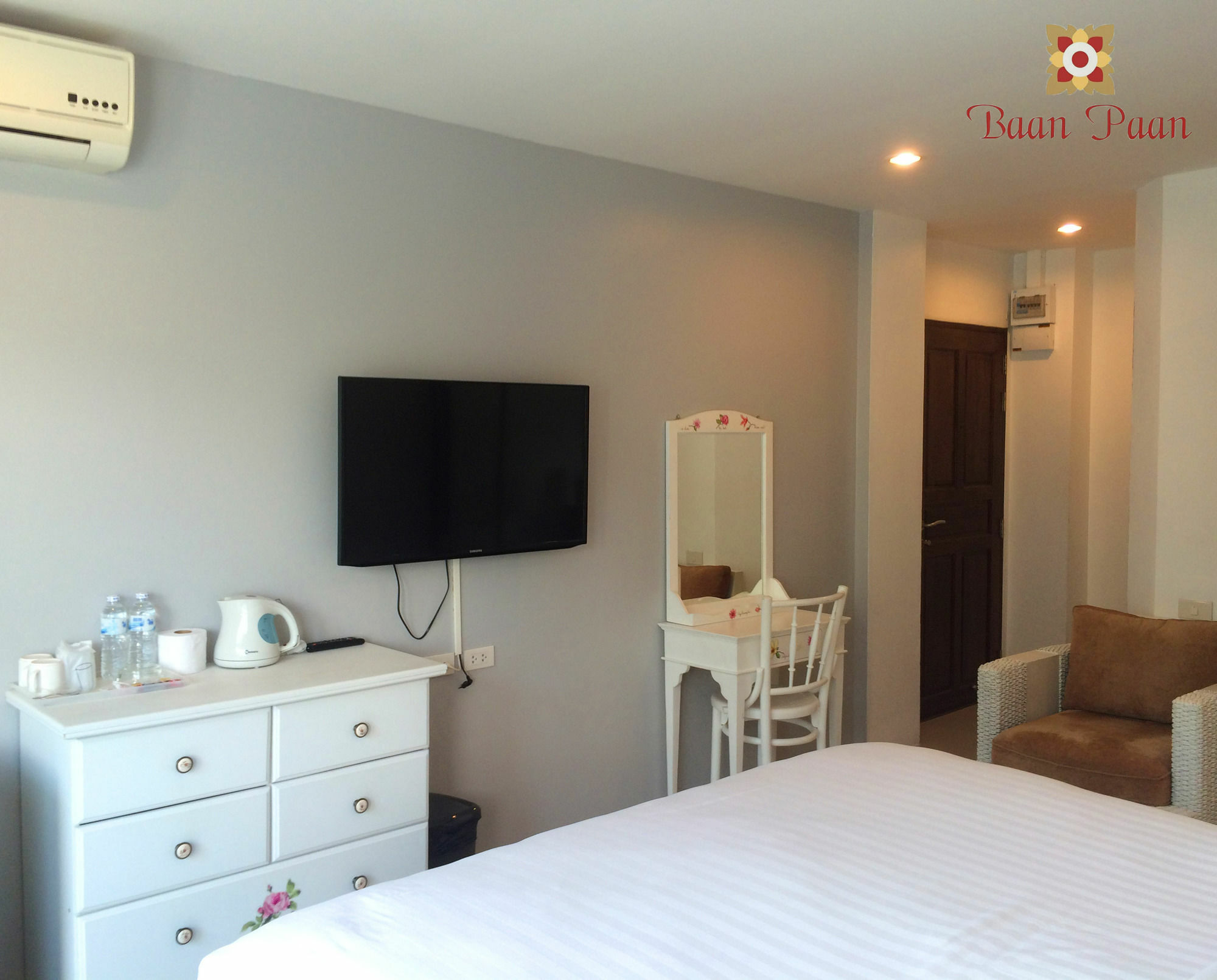 Hotel Baan Paan HHQ Zewnętrze zdjęcie